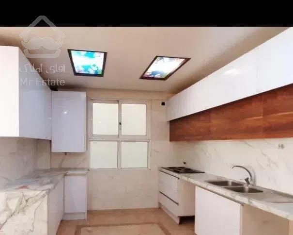 ۱۳۰ متر ۳ خواب ( غربیهای فلکه دوم تهرانپارس )