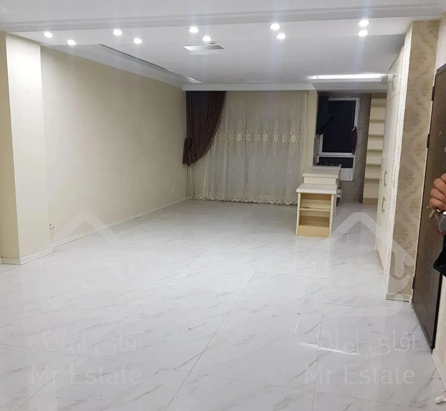 ۱۰۷ متر شمال خواجه عبدالله