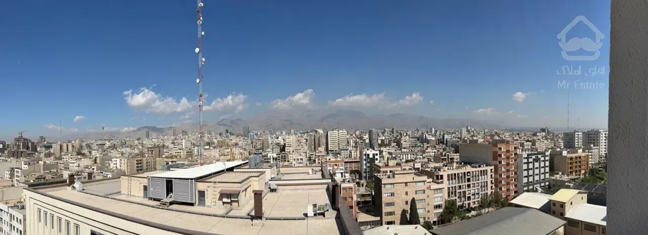 ایرانشهر ۱۷۰متر مستقل با۱۰۰متر حیاط ۱۰۰متر زیرزمین