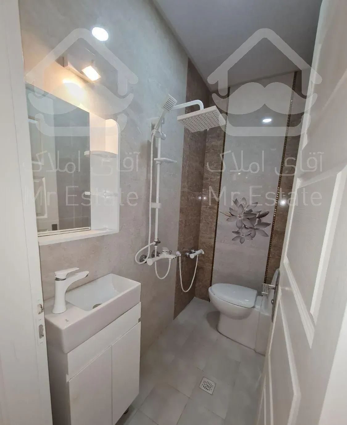 *فروش نوبنیاد ۵۹متر ۱ خواب ۳نبش*