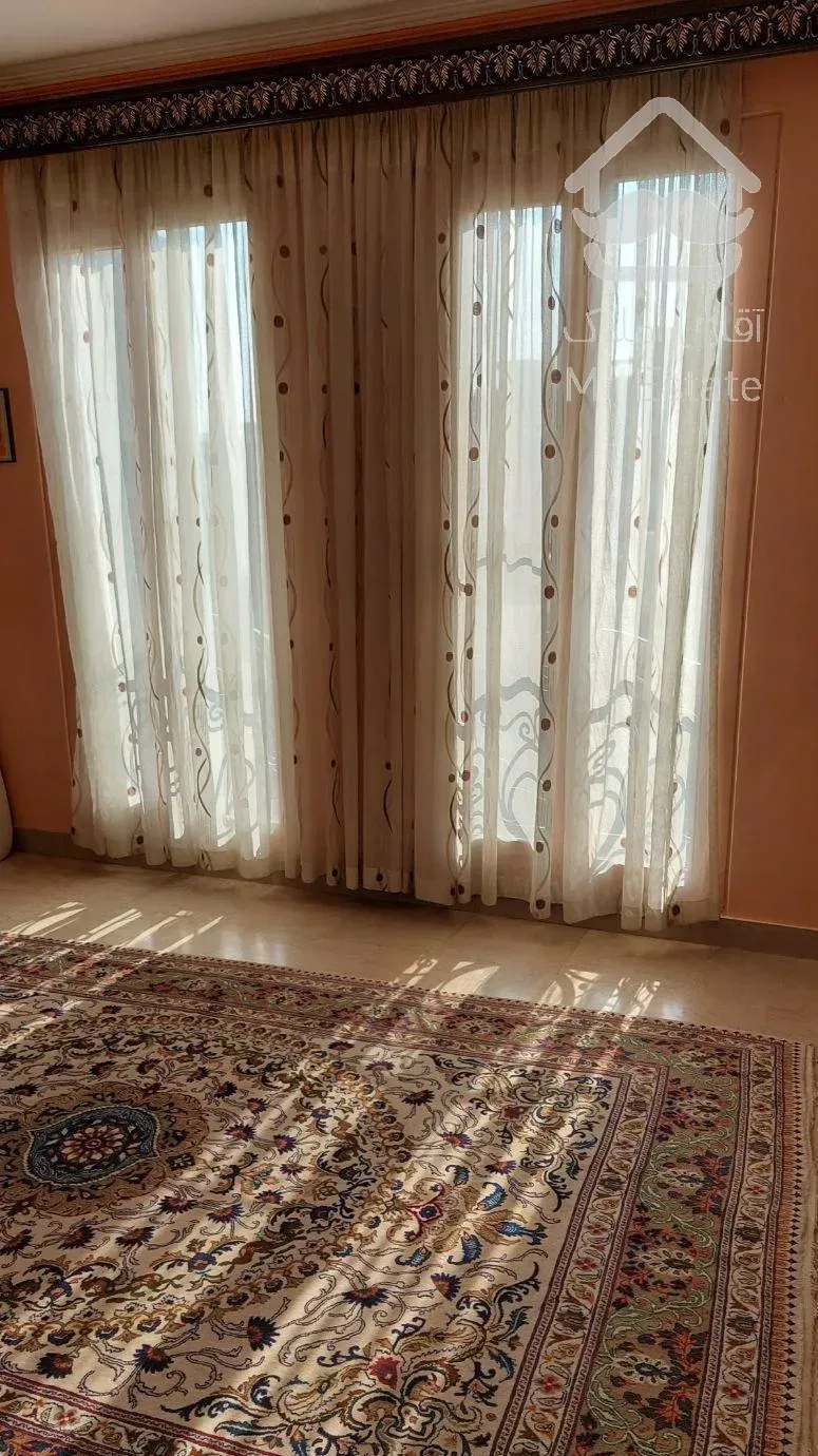 آپارتمان ۲۱۰ متری تک واحدی با کلیه امکانات