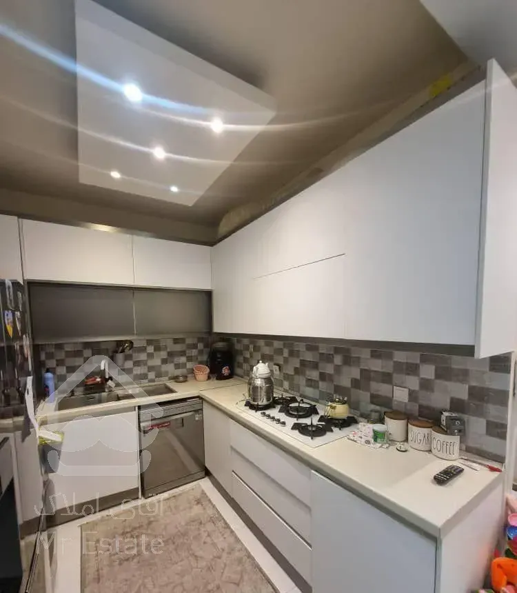 52متر /آسانسور انباری /9متر پاسیو /وحیدیه سبلان