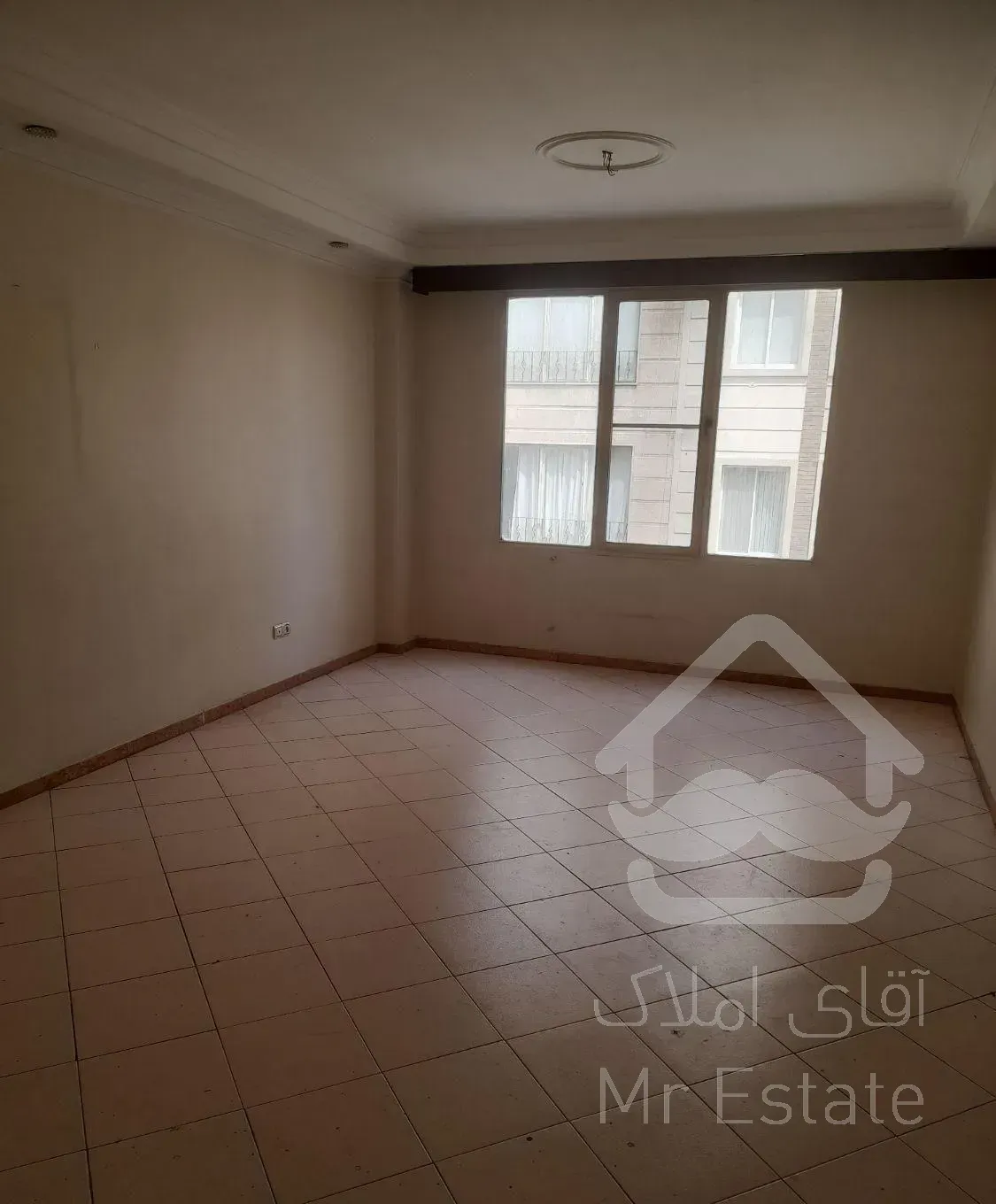 ستارخان کوکب ۸۷ متر فول . املاک