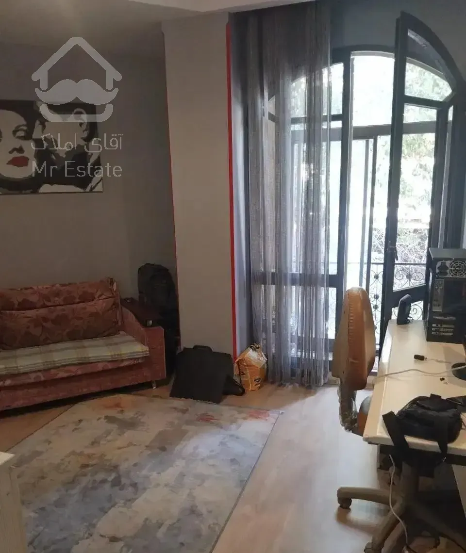 118 متر تجریش/ غرق در نور