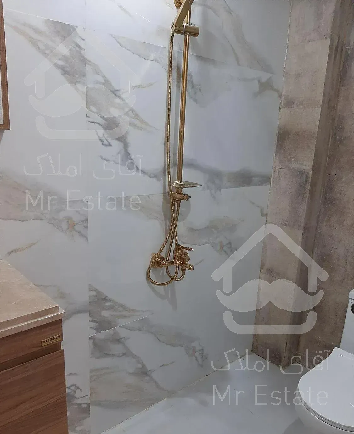 ۱۳۷متر فول امکانات