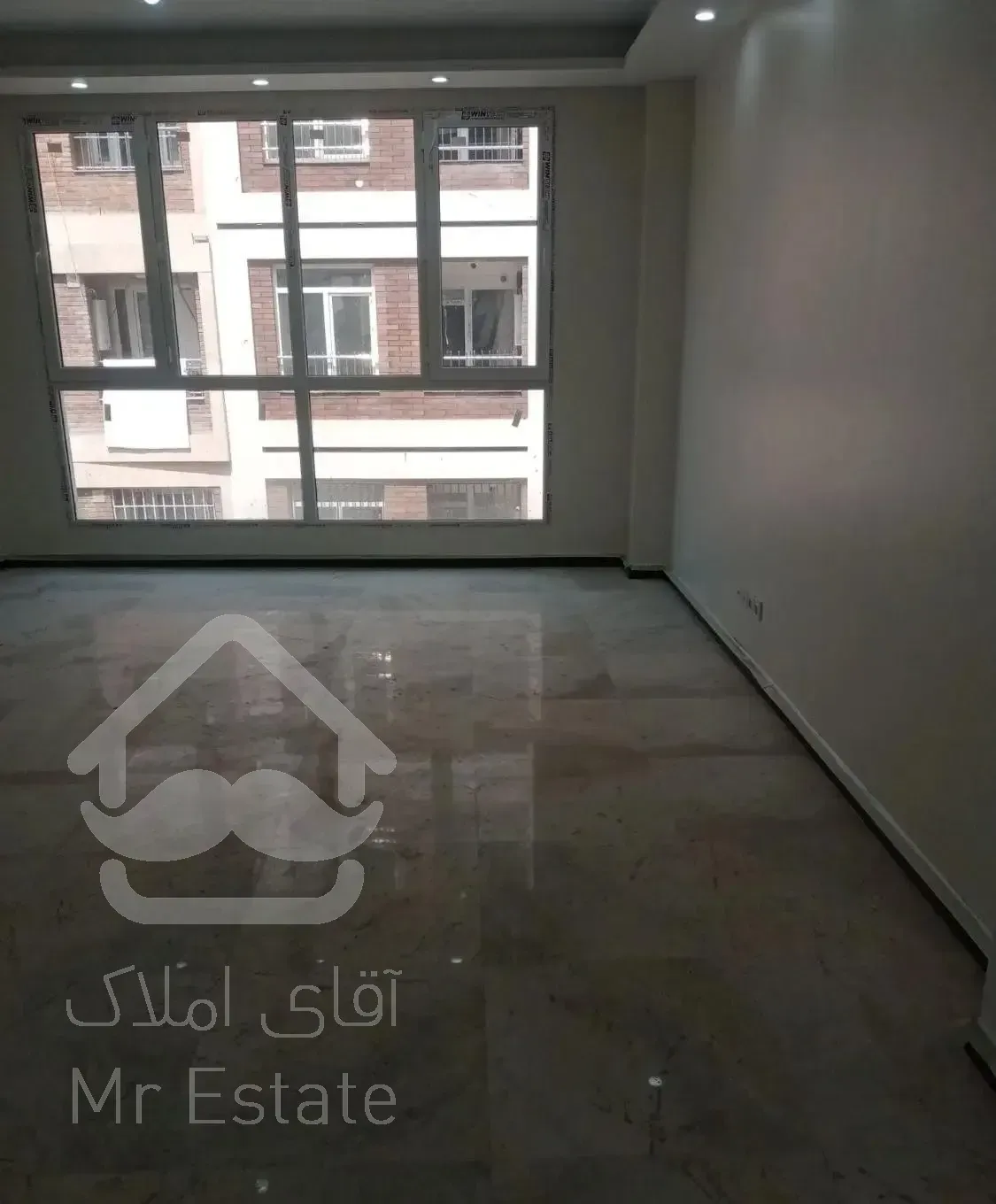 132 متر/3خواب/کلید نخورده در نارمک (حبیبی)