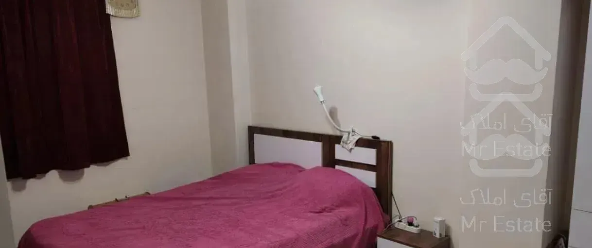 فروش خانه۳۰۰متر۱۳ساله دیزاین  دریاچه راه اهن