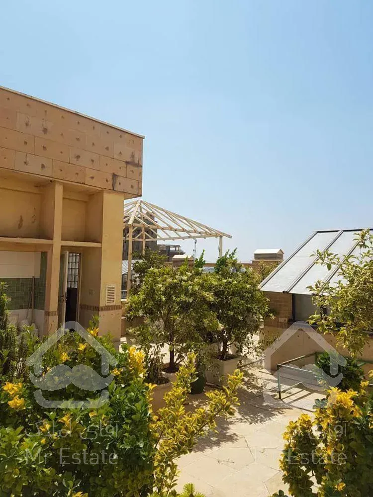 خرید پنت هاوس 256 متری  فرمانیه شرقی