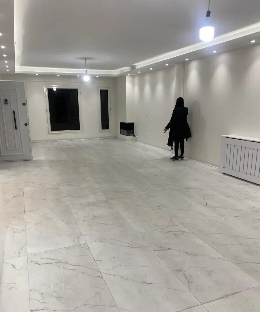 ١٣٠ متر ٣خواب شمال شهرارا تک واحدى