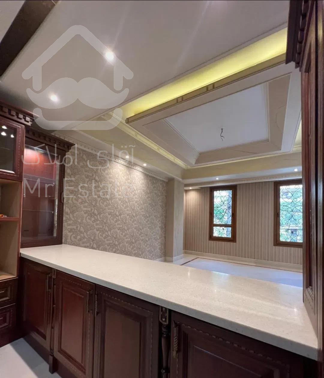 ۲۱۰ متر تک واحدی فرشته