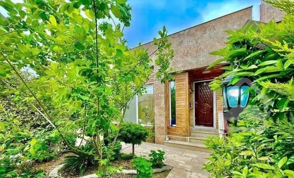 ویلا باغچه همکف 201 متری شهرکی سند تک‌برگ