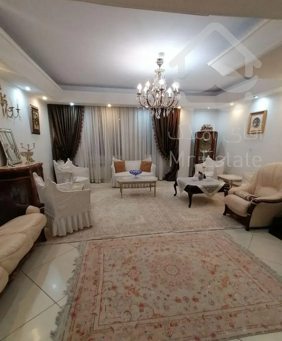 آجودانیه 150متری /3 خواب /ورودی مشجر / لابی تمیز /