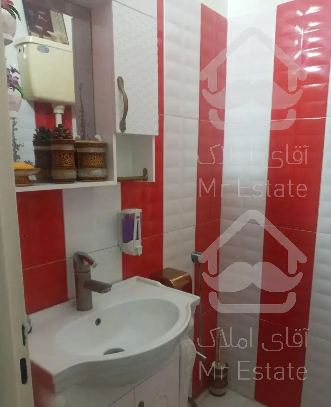 آپارتمان نقلی خوش نقشه، طبقه همکف