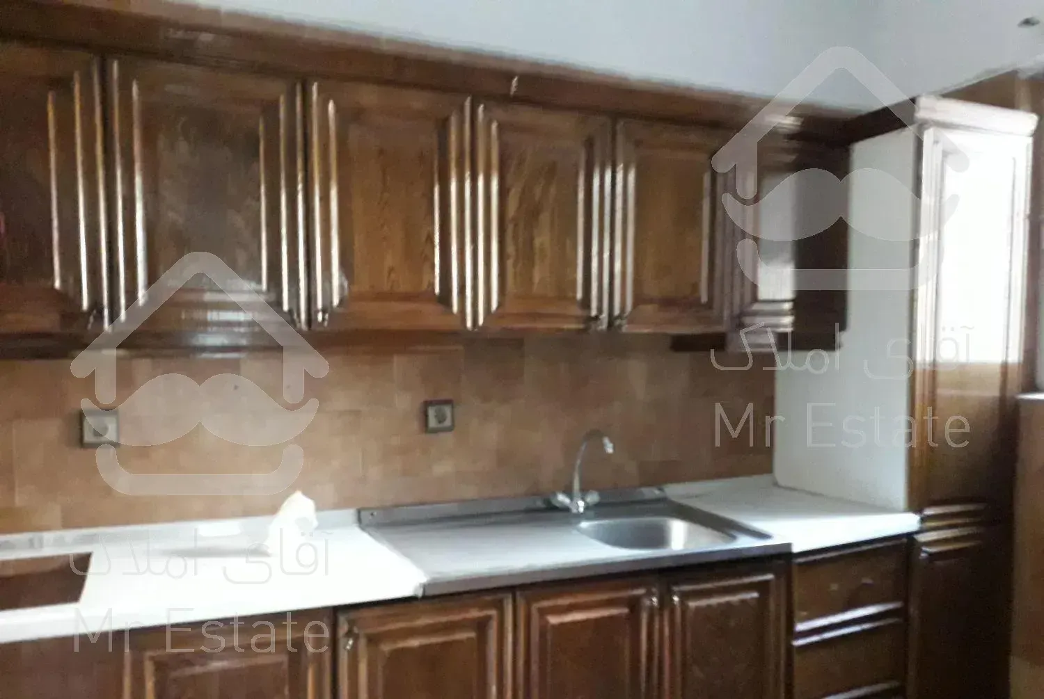 آپارتمان ۸۰ متری دوخوابه سند اداری آرژانتین