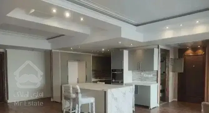 ۷۶ متر / ۲ خواب / خطی روبه افتاب / تاپ لوکیشن