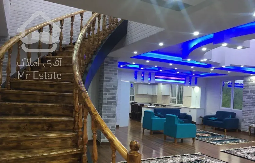 ویلا  استخردار ۲۵۰ متر