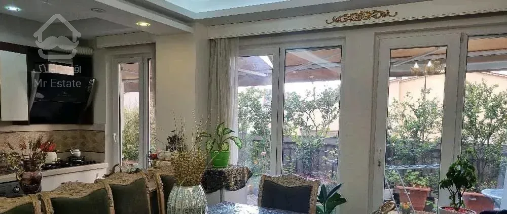 ۱۲۷متر ۳خواب ۵ساله بدون‌پرتی نورمستقیم فروشنده