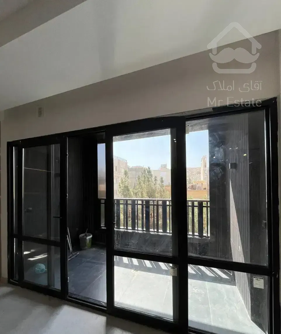 ۱۷۰متری تراس قابل چیدمان + هنرستان + مدرن