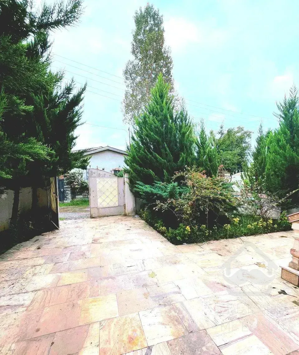 ویلا باغچه کلاسیک/شهرکی/حیاط سازی مشجر