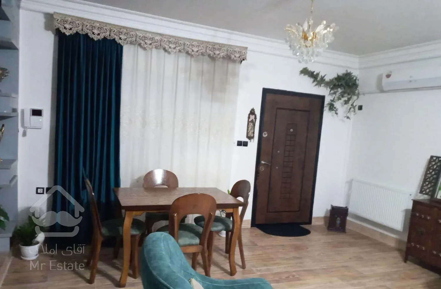 آپارتمان۱۰۰ متری طبقه اول مستقل