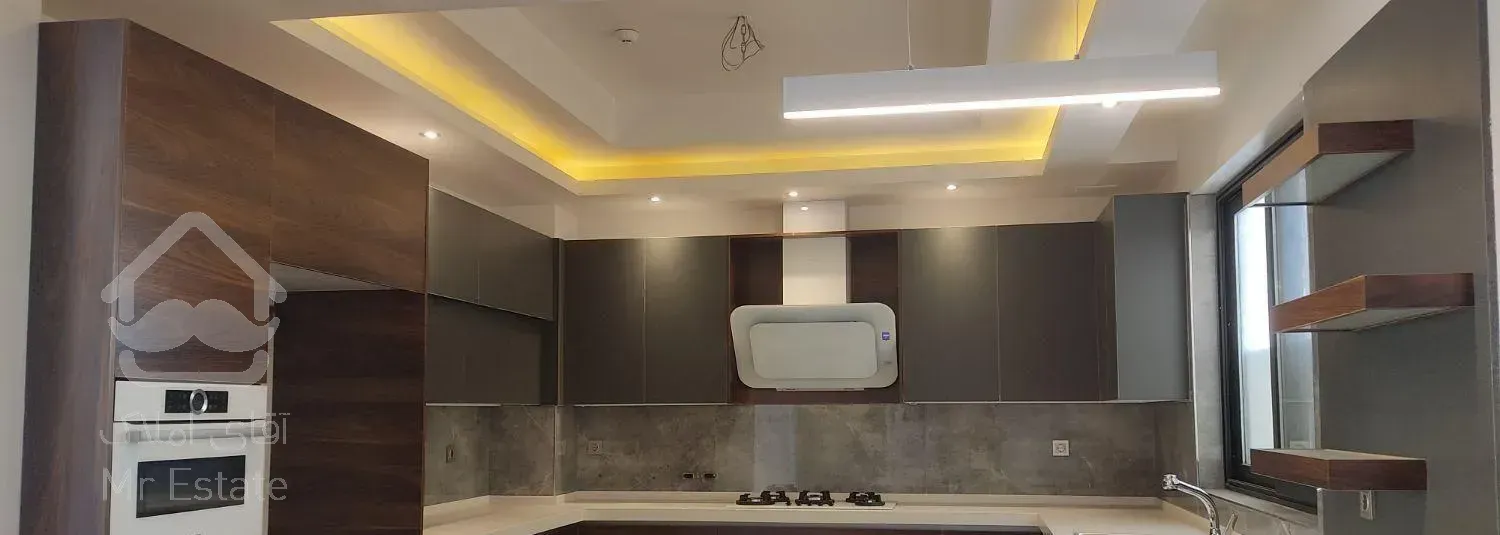 فروش آپارتمان ۲۱۰ متری ۳ خوابه در ده‌ونک