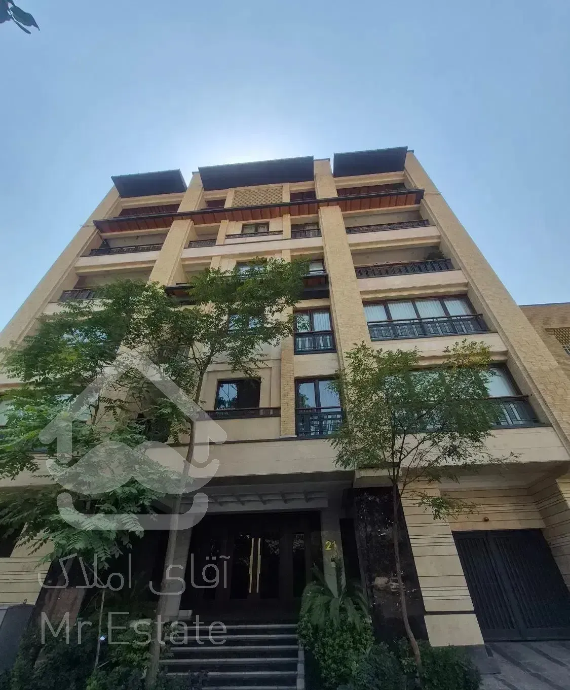 دیباجی شمالی ،کامرانیه / ۱۵۶ متر / قیمت ۳۰ میلیارد