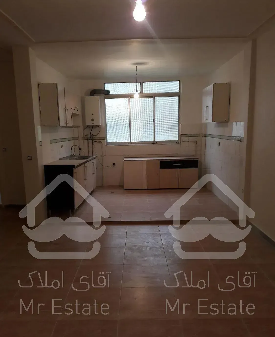 82 متر دو خوابه