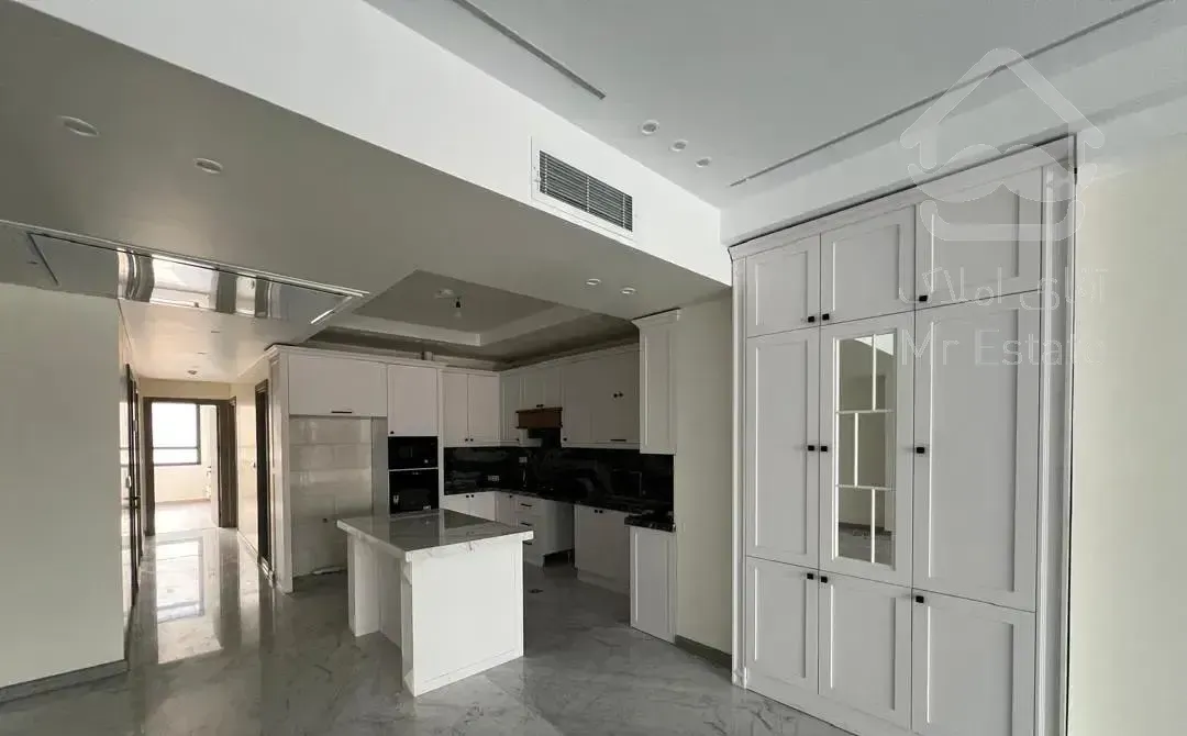 ۱۷۵ متر سه خوابه تکواحدی ۲ پارکینگه