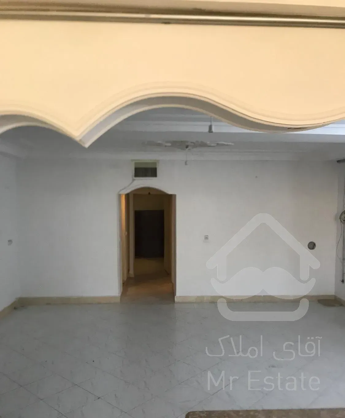 105متر پشت ثبت احوال کوچه ایمن گستر اسانسور دار