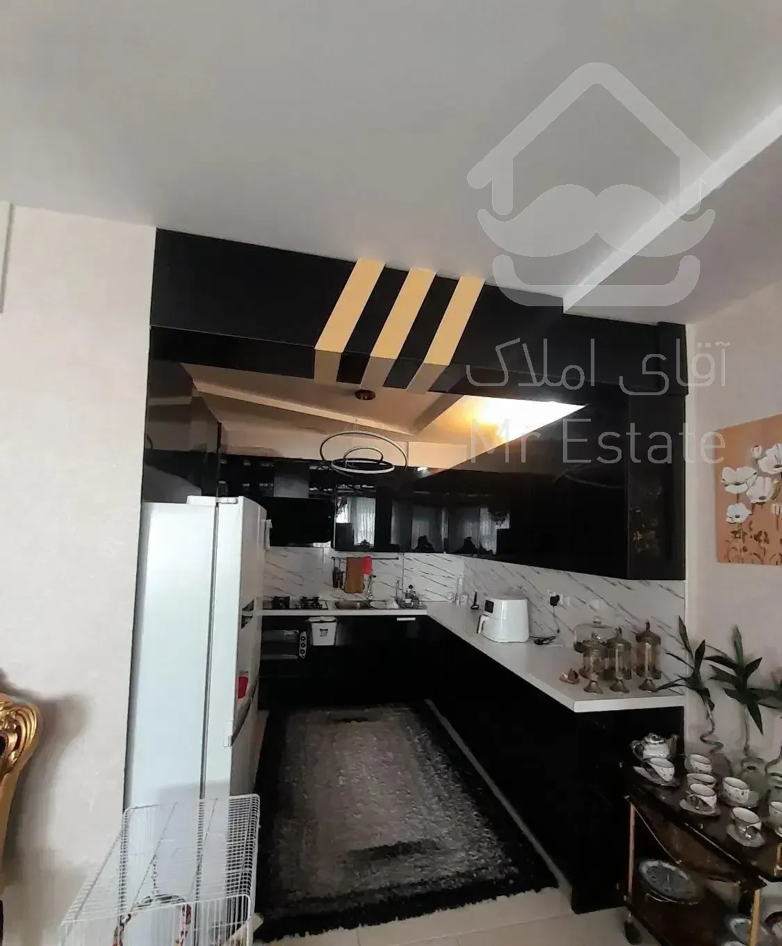 فروش آپارتمان ۹۳ متری در نقش جهان