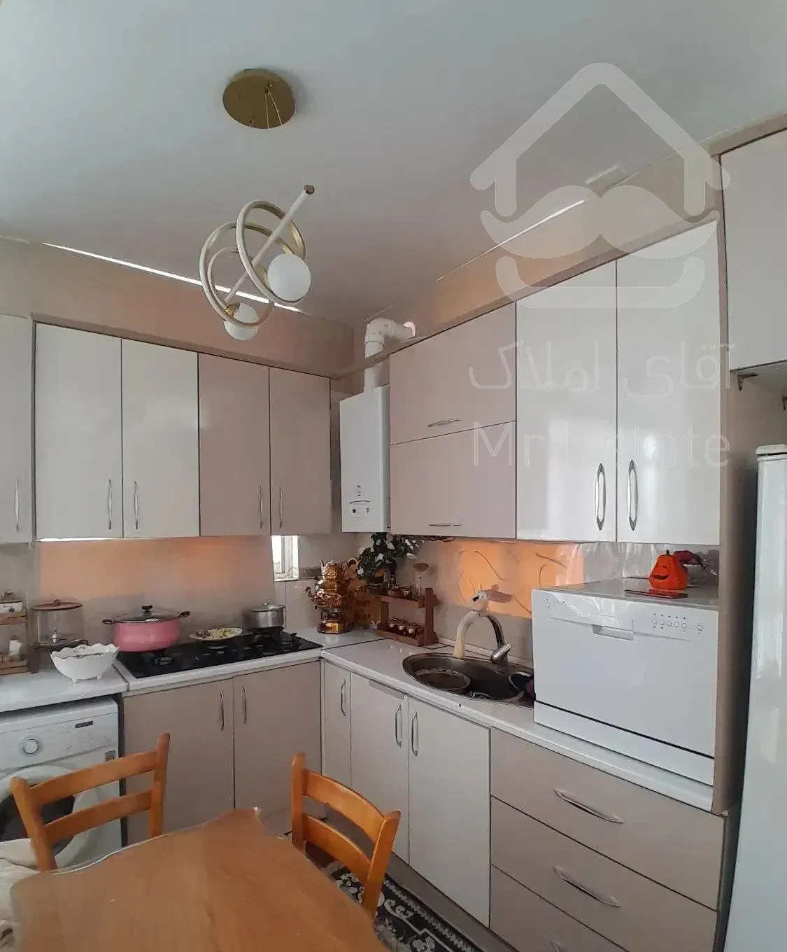 ۵۵متر فوق العاده تمیز خوش نقشه/ مترو صیاد ۱۰ دقیقه