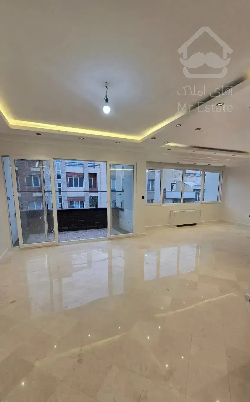 آجودانیه ۱۸۵متر۳ خواب (۱مستر) فول بازسازی طبقه آخر