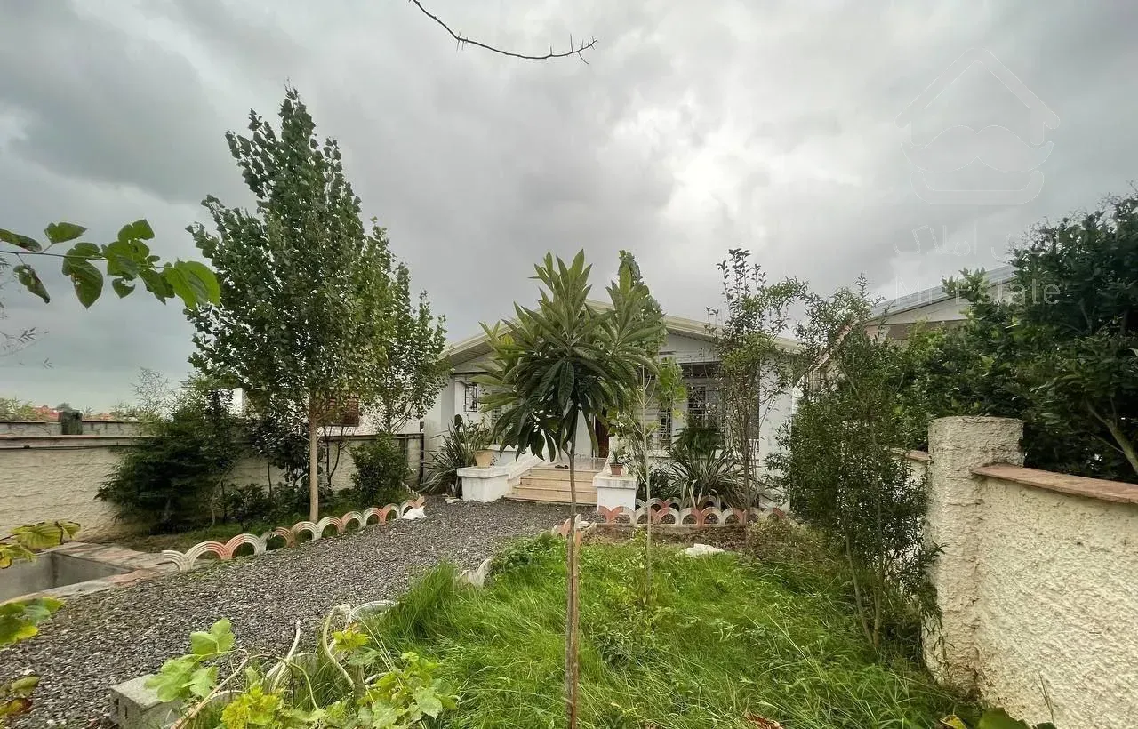 خانه بدون مشرف جنگلی نزدیک ساحل