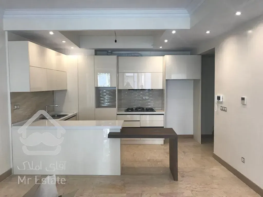 ۹۴ متر ، کامرانیه ، استثنایی