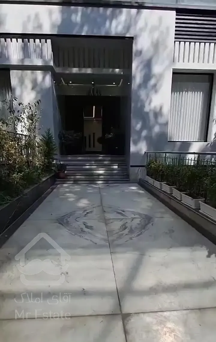 ۲۶۰ متر دروس تکواحدی نوساز