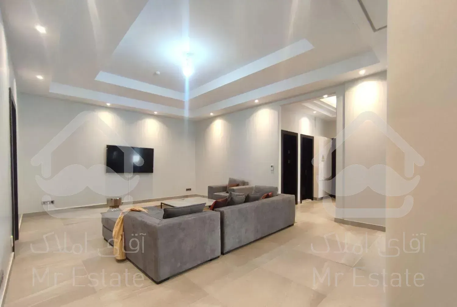 محمودیه/۳۱۱متر/۴خ مستر/۳پارکینگ/نوساز