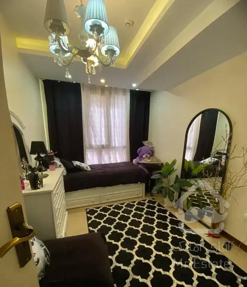 ۸۲متر/کاسبی کاسبی/تاپ لوکیشن/بدون پرت/باغ فیض