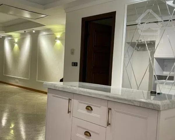 ۱۰۵ متر دو خواب کلید نخورده دو پارکینگ سندی