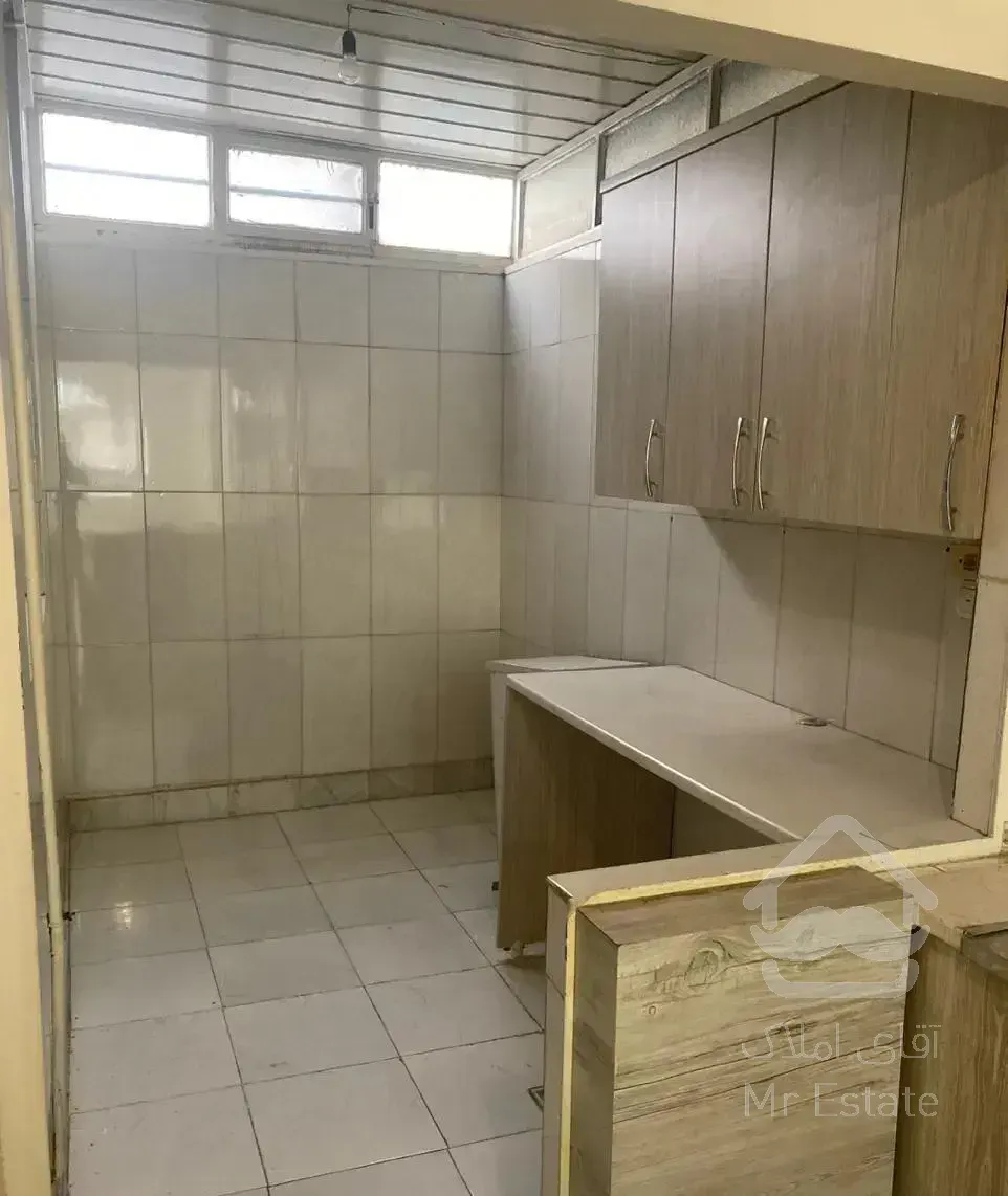 ۶۰ متری طبقه اول