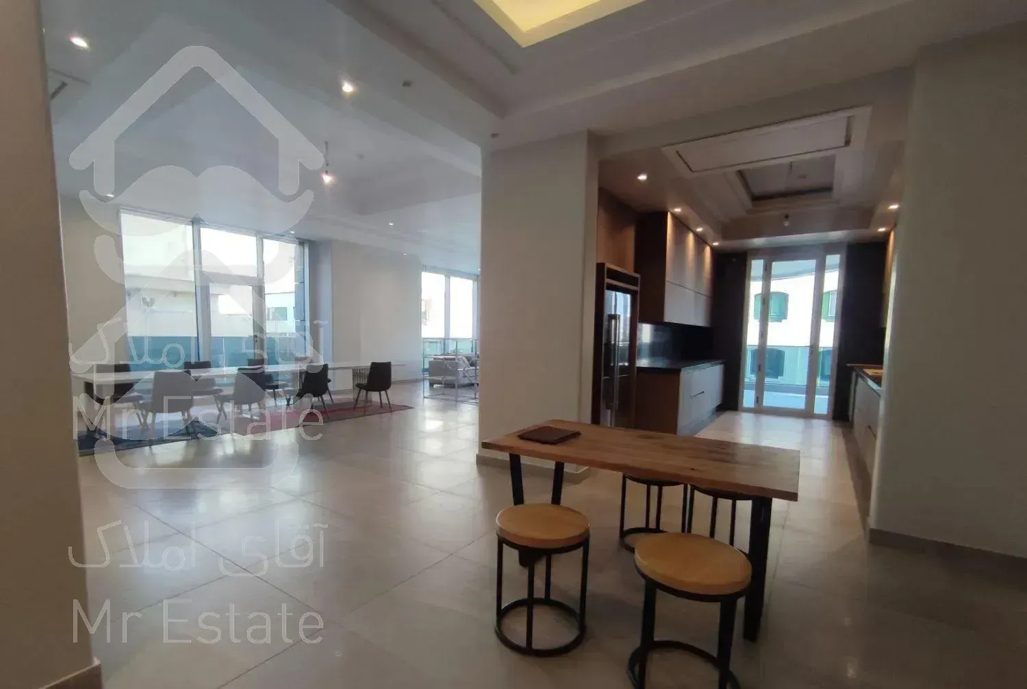 محمودیه/۳۱۱متر/۴خ مستر/۳پارکینگ/نوساز