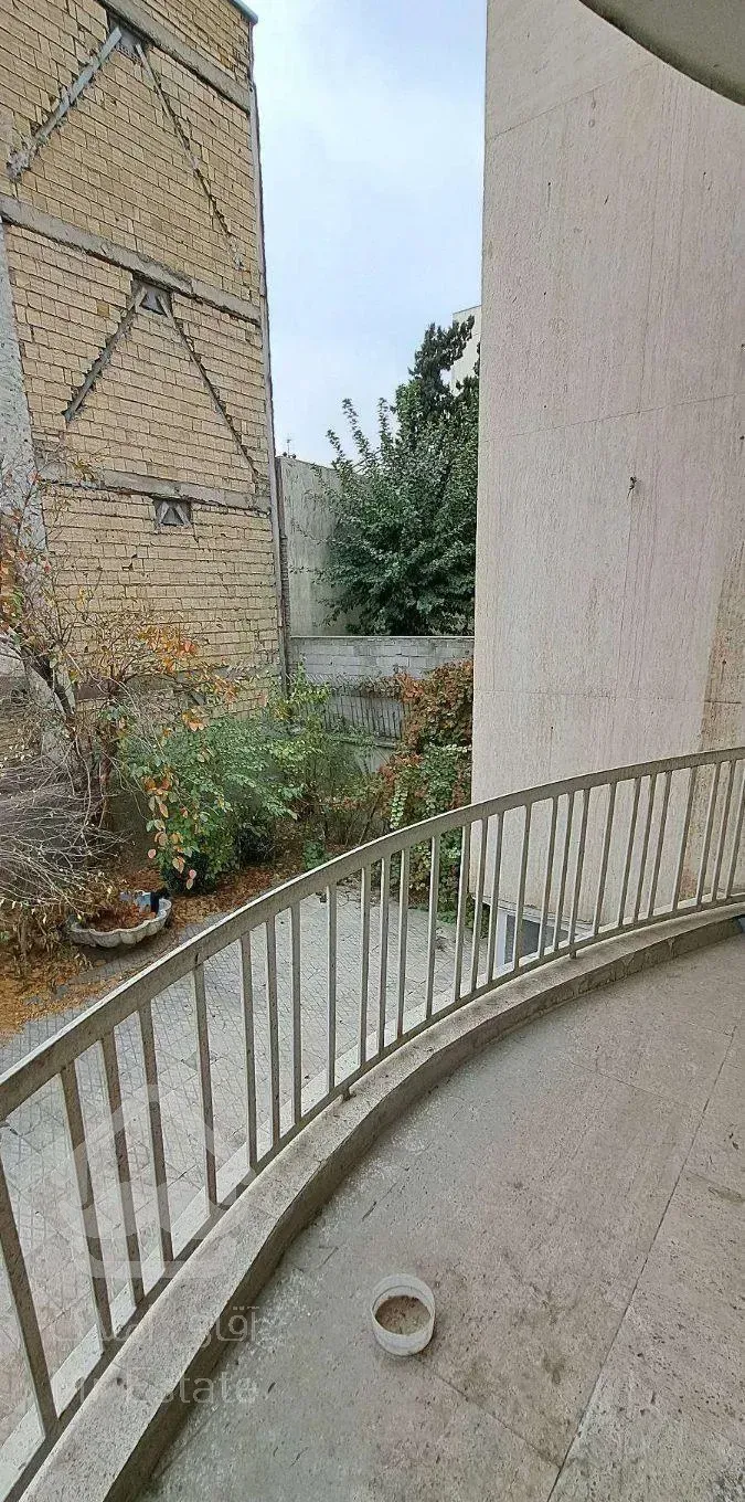 فروش آپارتمان ۱۵۷ متری/۳ خواب/۹۷متر قدرالسهم