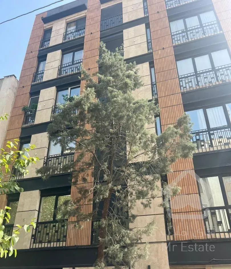 لارستان ۱۱۵ متری دو‌ خوابه