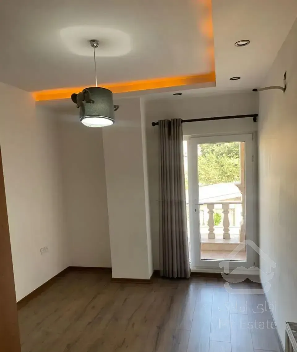 اجاره ۹۰متر ۲ خواب شیک و خوش نقشه طبقه اول موقعیت