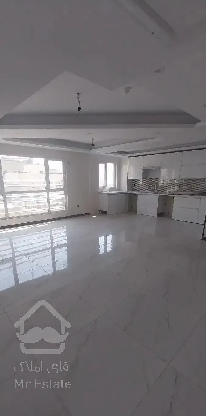 ۱۱۵متر ستارخان باقرخان مهندسی ساز (۲ پارکینگ سندی