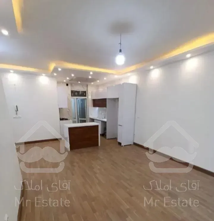 ۶۸متر/آسانسور دار/سرمایه گذاری/لبافی نژاد