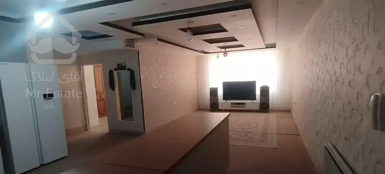 آپارتمان 101 متری مصلی