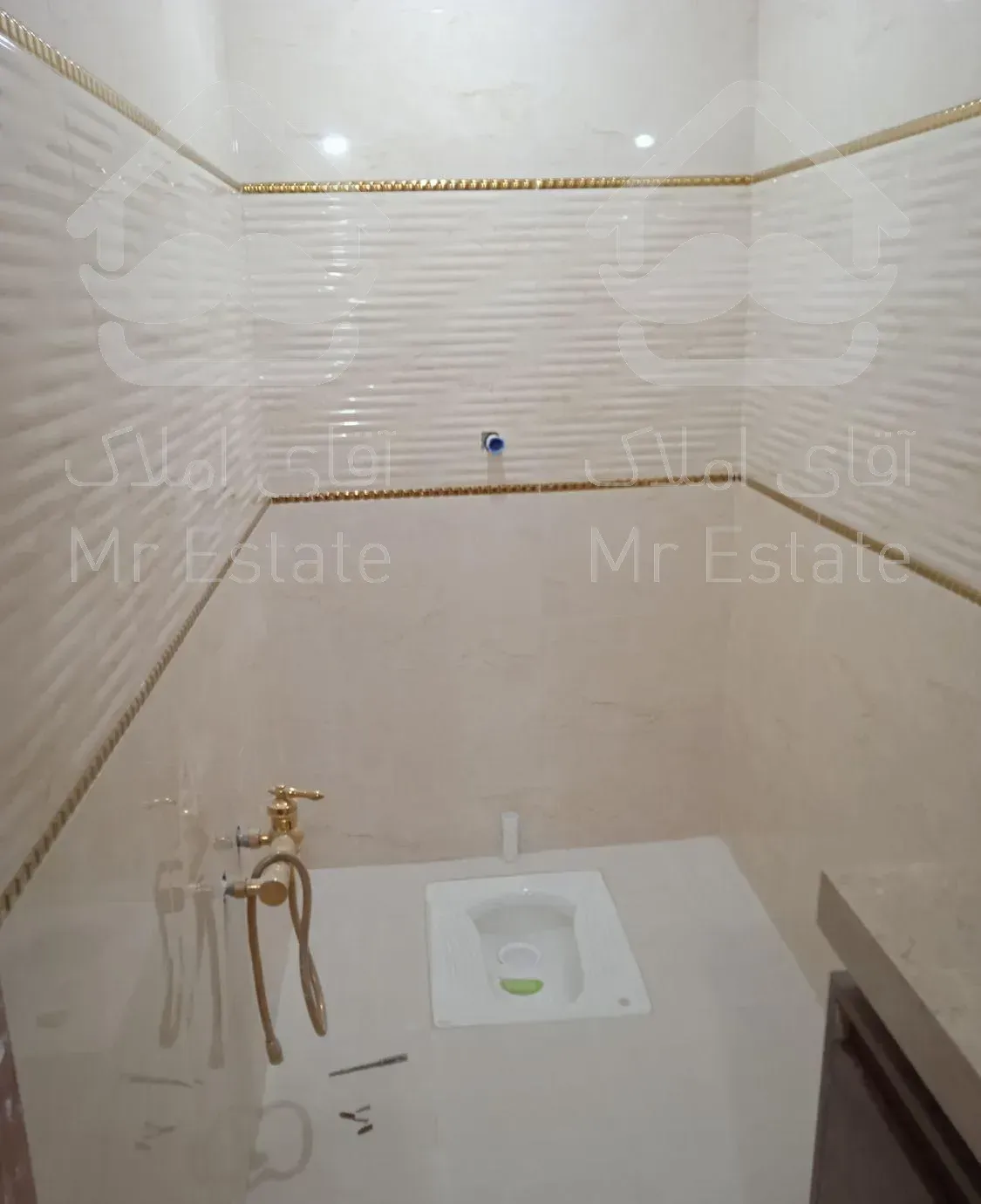 نصاب کاشی وسرامیک کار نصب کاشی کاری سنگ کاشیکار