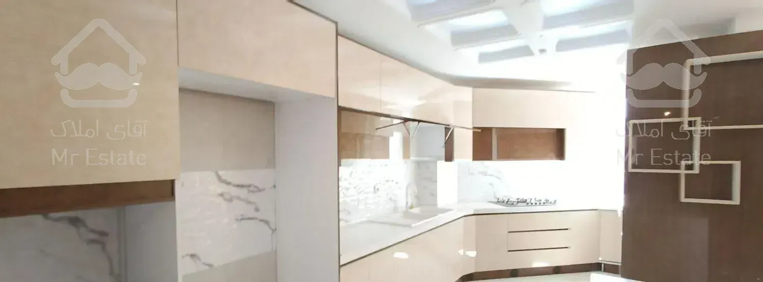 آپارتمان ۱۴۰ متری نوساز