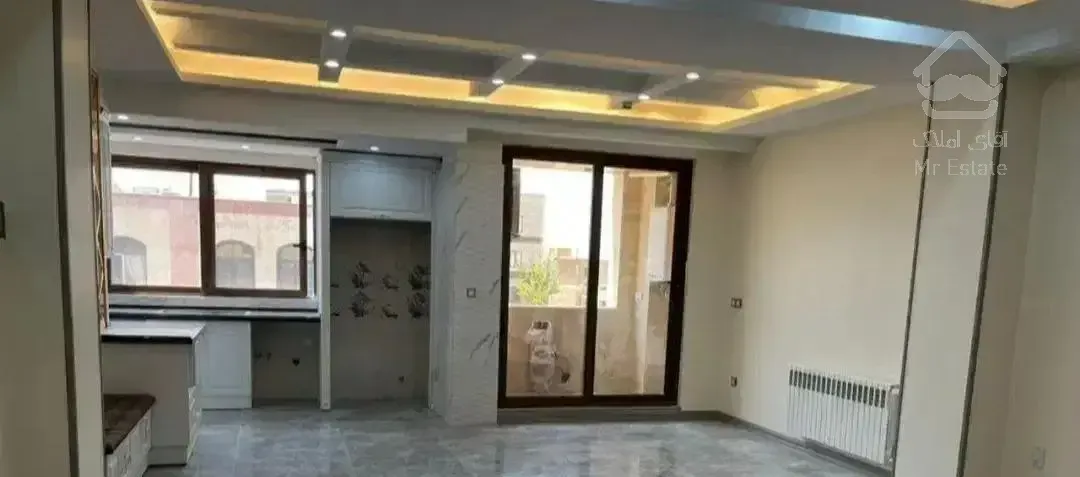 ۹۵ متر نوساز پارکینگ انباری آسانسور اکباتان بیمه