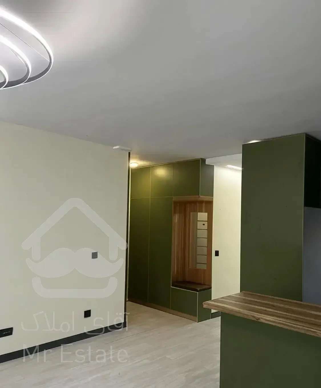 ۶۷ متر/سالن پرده خور/فول بازسازی/سرمایه گذاری